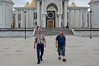 Janne and Bernt in front of Türkmenbaşy Ruhy Mosque.