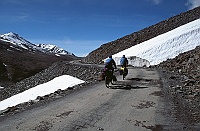 Towards BaralachLa Pass
