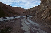 Danne bikes along the river Tsarap