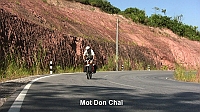  The road between Houei Xai and Don Chai