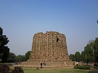 Alai Minar was supposed to be twice as high as the Qutub Minar. Alai Minar was 27 m before construction was stopped, Delhi 2013