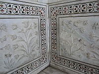 Decorations at the Taj Mahal walls, Agra 2013