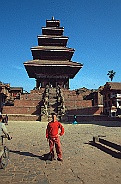 Nyatapola, Bhaktapur, Nepal 1997