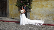 It was popular to take wedding photo in the area around Arco de Santa Catalina.