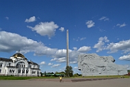 St. Nicholas Cathedral Garrison and Obelisk and The Courage monument at the Brest fortress.